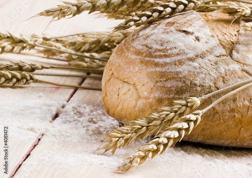 Bread arrangement photo