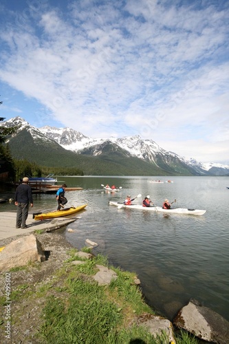 Wallpaper Mural kayakers Torontodigital.ca