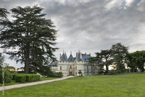 Path to the castle Chaumont-sur-Loire