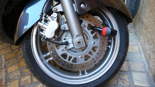 roue et antivol