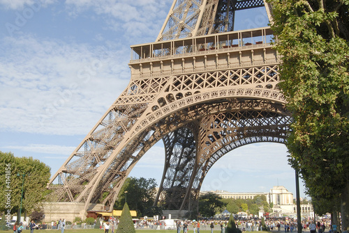 touristes à Paris - tour Eiffel