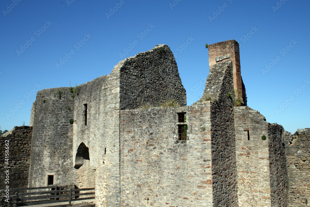 Ruines médiévales