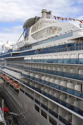 Cruise ship