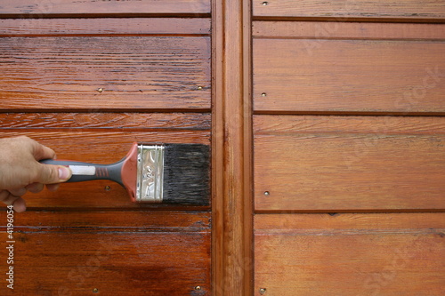 maison en bois ,lasure,red cedar