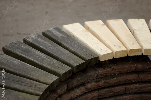 white and grey park bench elements