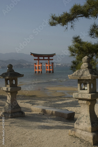 Torii gateway, Miyajima Shrine, Miyajima Island, Japan