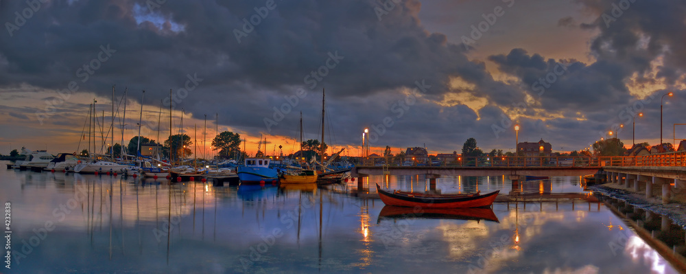 Fototapeta premium Yachtport late evening 