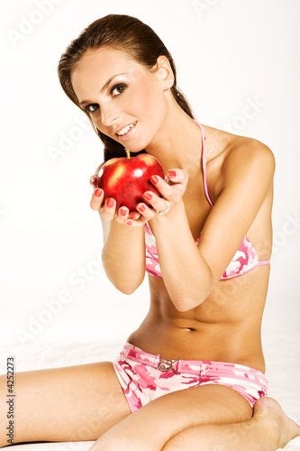 girl with apple