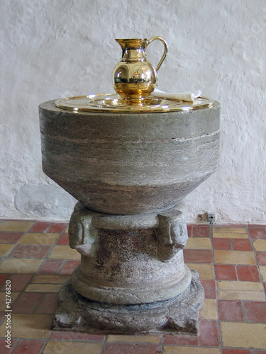 Fotografie Baptismal font in full view