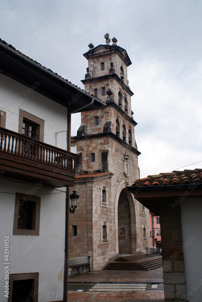 Iglesia de la Asunción de Cangas de Onís  - Asturias