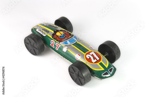 auto de carreras verde