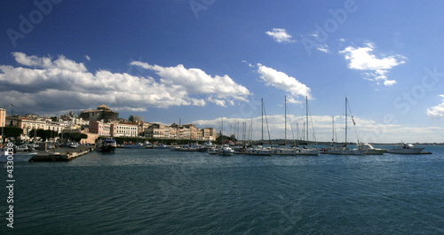 Hafen und Altstadt von Siracusa, Sizilien © BiankaB