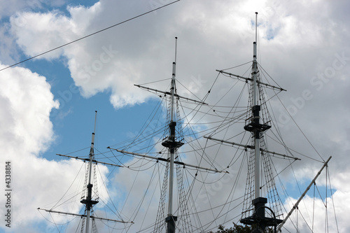 pirate mast