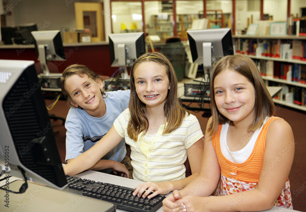 Computers in the Classroom Computers in the Classroom