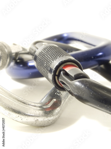 carabiner with DOF