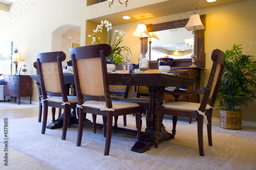 Elegant dining room