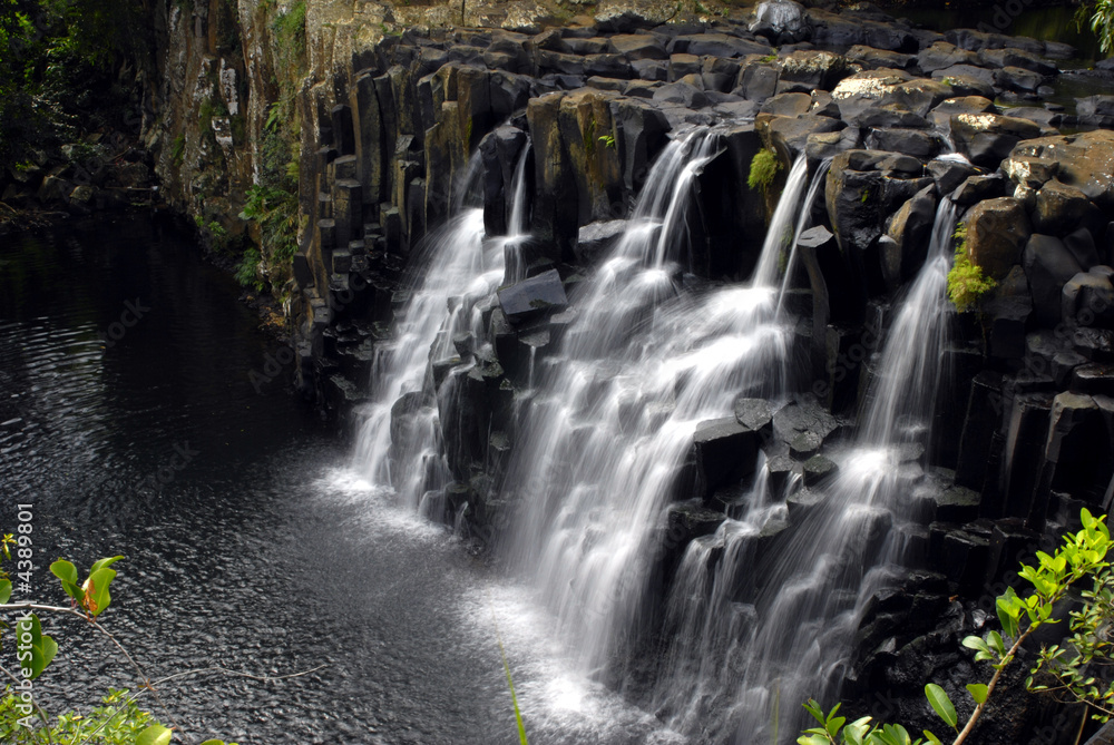 Fototapeta premium Dream waterfall, Mauritius