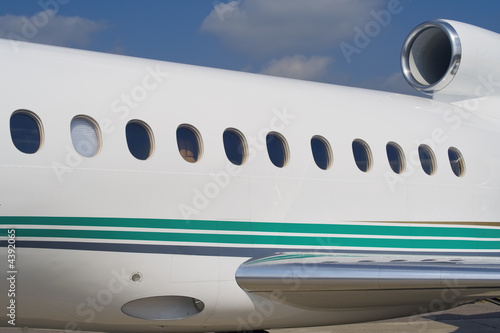 Civil airplane