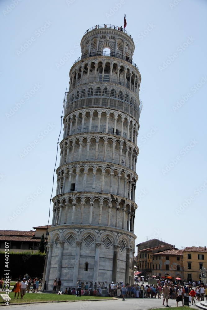 Leaning Tower of pisa