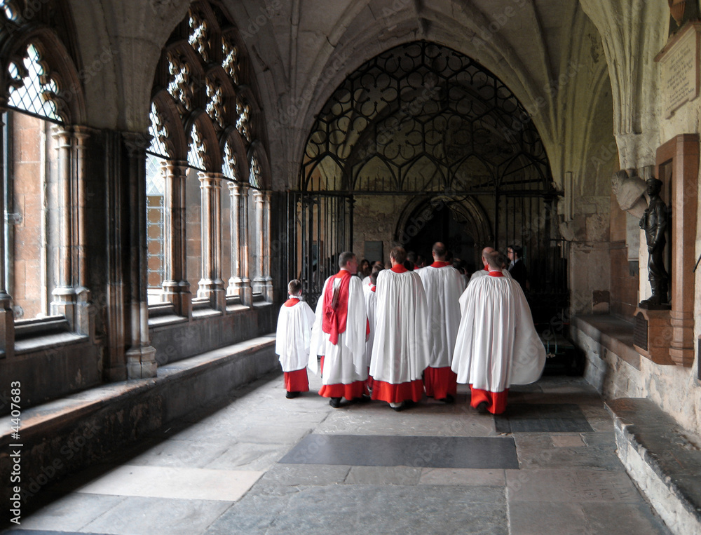 Fototapeta premium Choristers in Westminster abbey cloisters