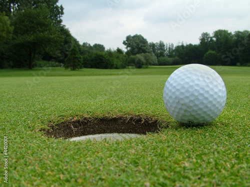 Easy Putt