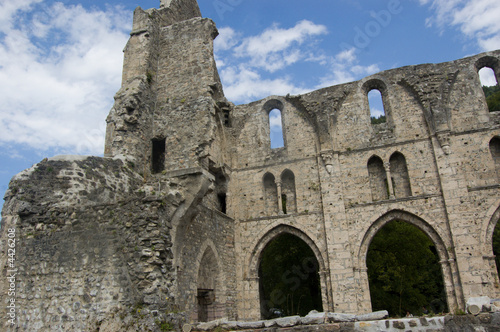 Abbaye en ruines