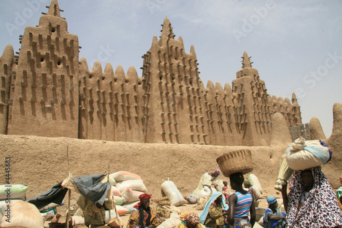 le marché et la mosquée de djenné