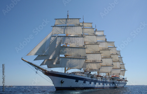 Quadro su tela Royal Clipper at anchor off Ponza, Italy