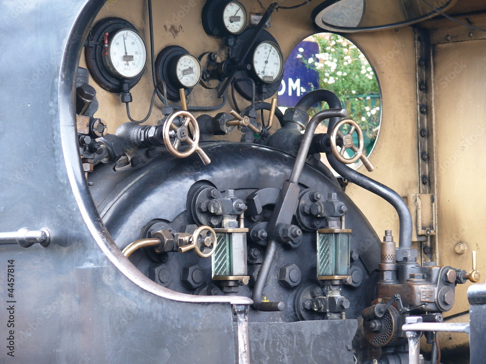Steam railway locomotive footplate guages and controls