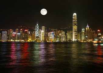 Papier peint photo Hong Kong Skyline de Hong Kong au crépuscule  © Gary