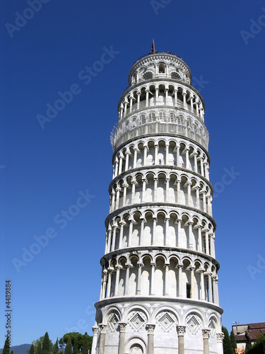 tower of pisa