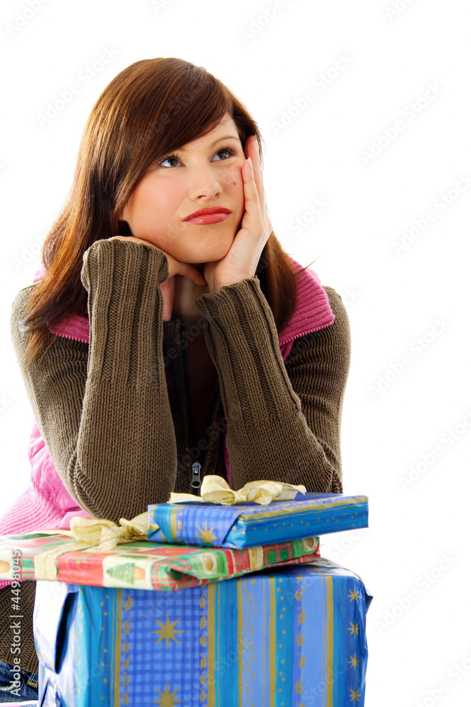 frau mit weihnachtspaketen frau mit weihnachtspaketen