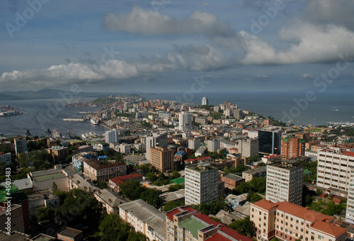 City Vladivostok , Seaside  region,   Russia    © Georgy Khrushchev