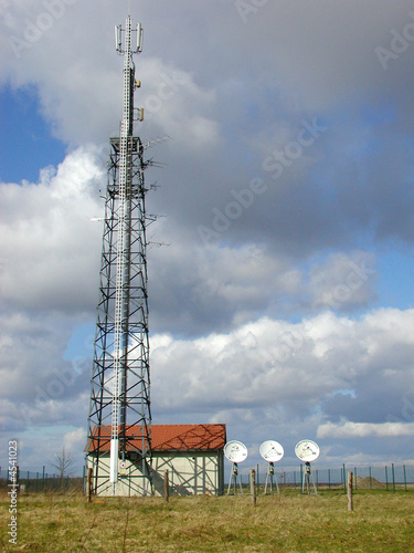 Funkmast und Antennen photo