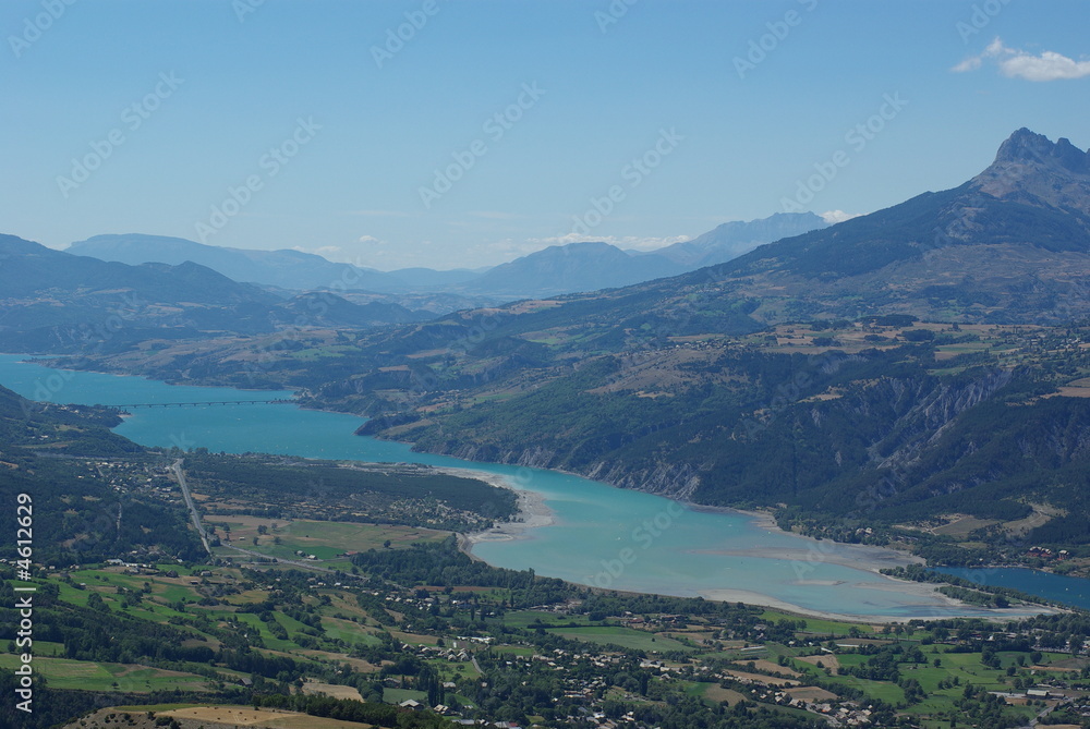 Lac de Serre-Poncon - Embrun Lac de Serre-Poncon - Embrun