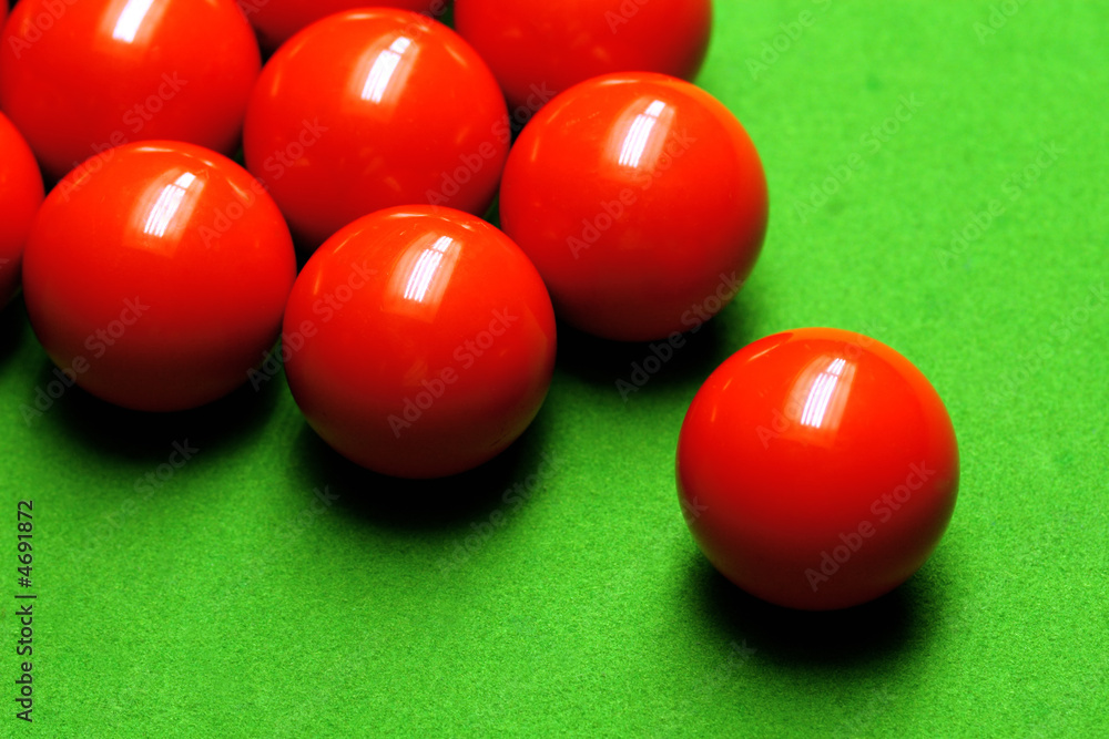 snooker balls