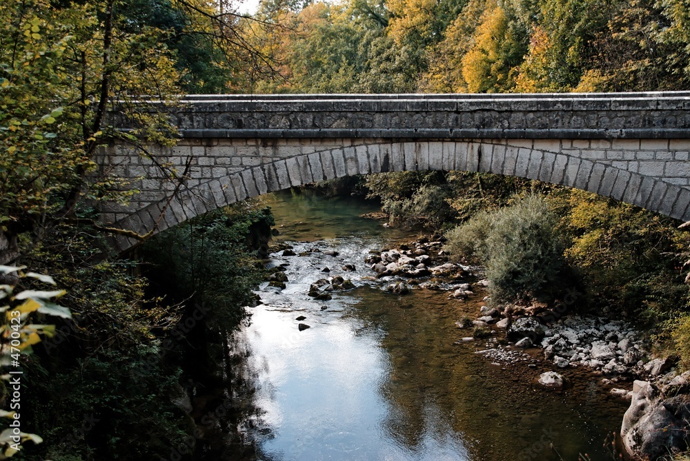 Pont sur le Guiers en Savoie