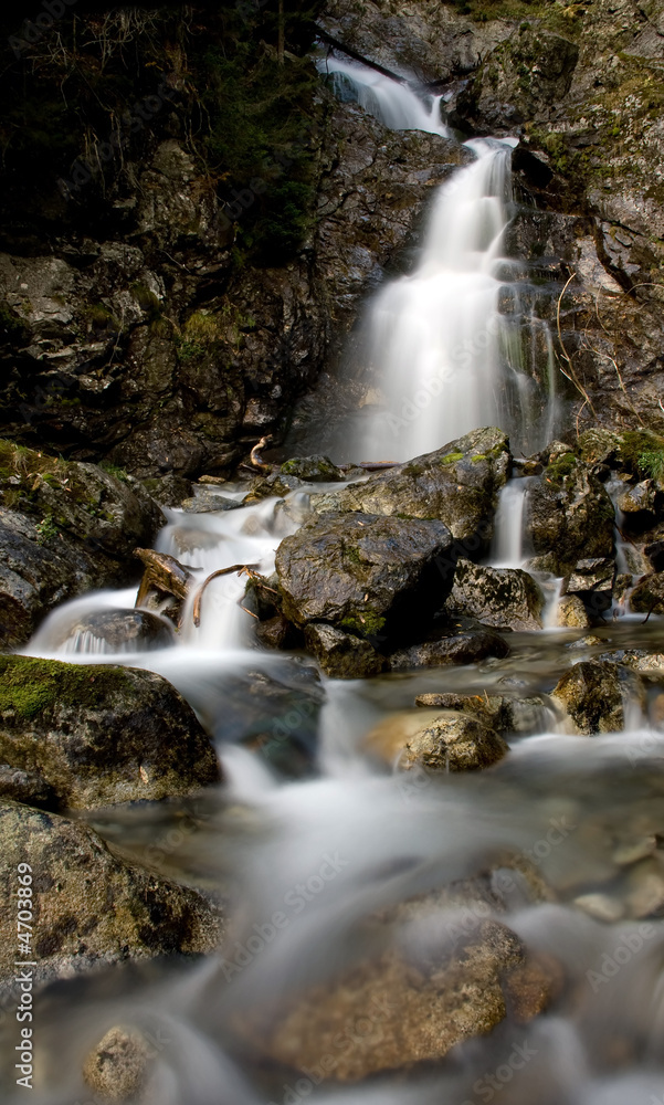 Fototapeta premium detail of mountain waterfall