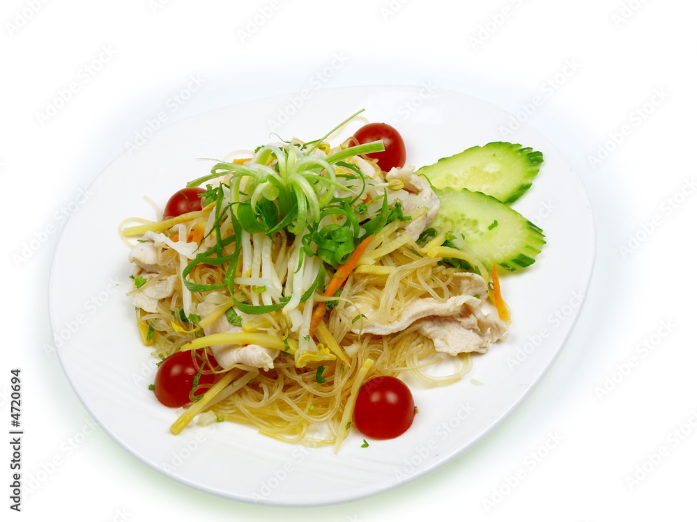 glasnudel salat mit hühnchenfleisch und sprossen glasnudel salat mit hühnchenfleisch und sprossen