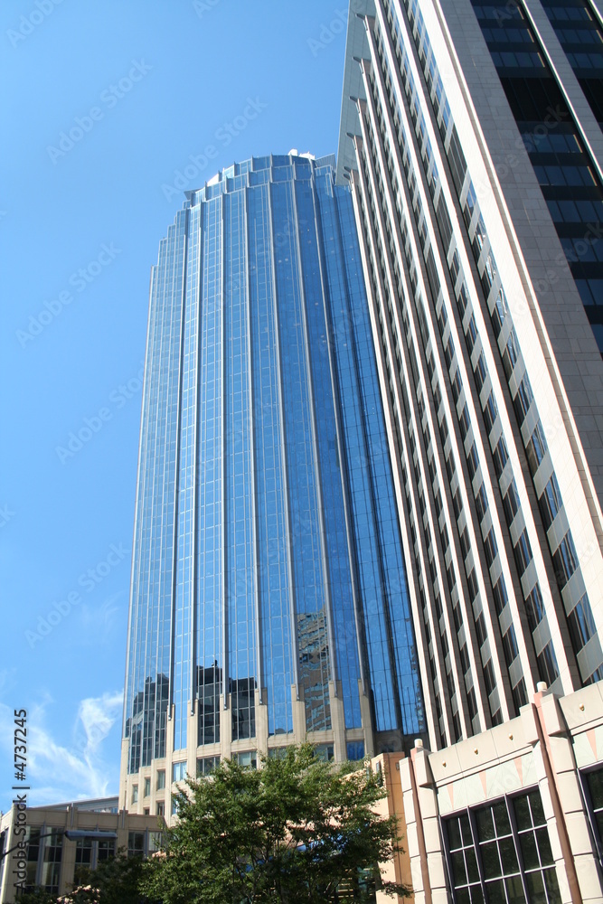 Obraz premium Downtown office building or skyscraper