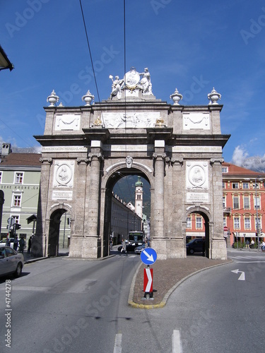 triumphbogen in innsbruck tirol österreich