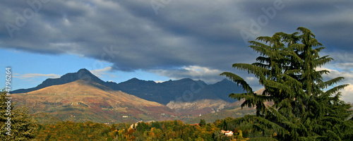 Panorama montagne cielo