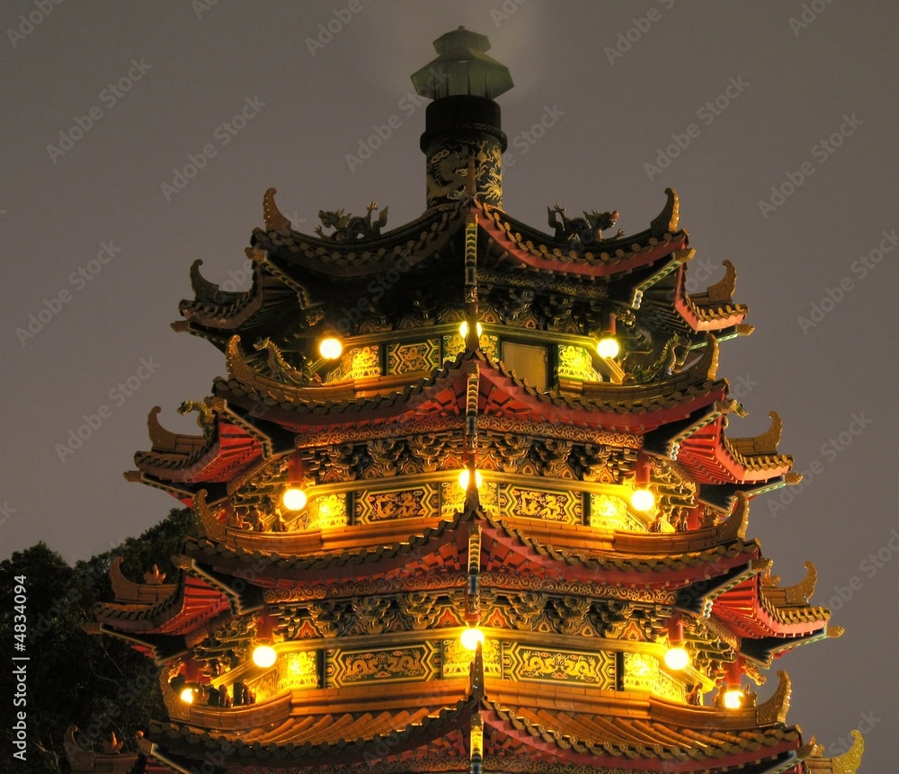 Fototapeta premium Chinese Pagoda by Night