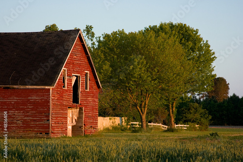 Old red country barn