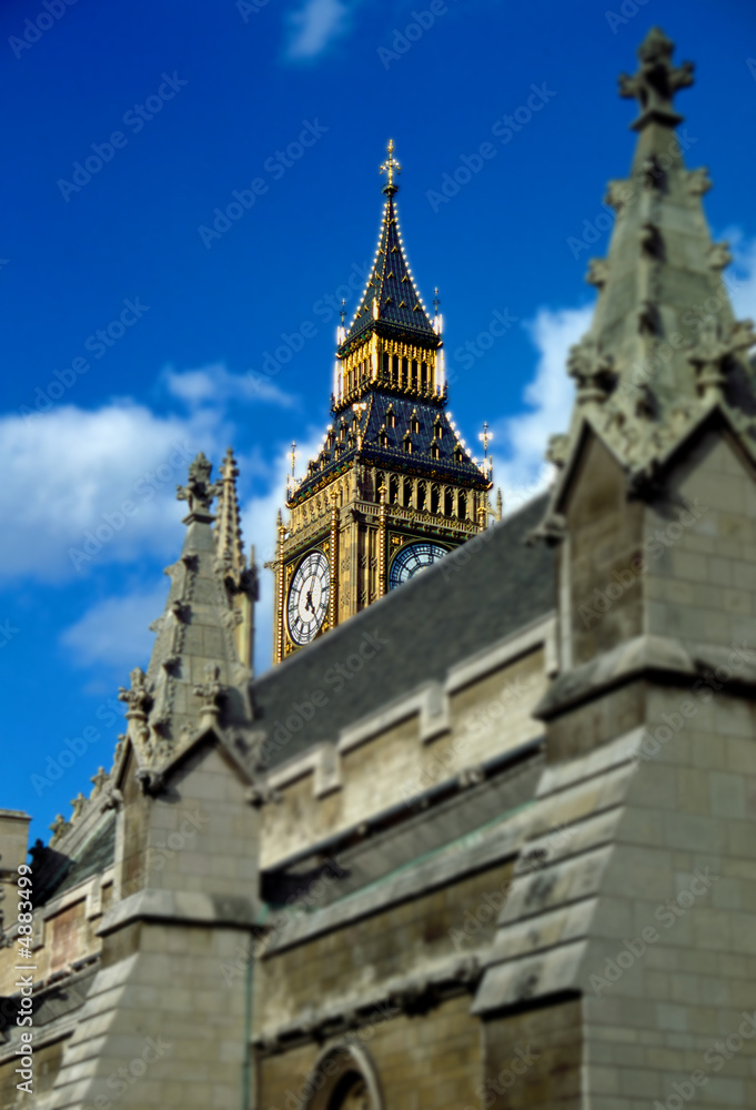 Big Ben im Abseits