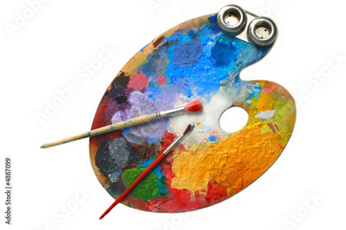 Oval art palette with brushes and a butterdish