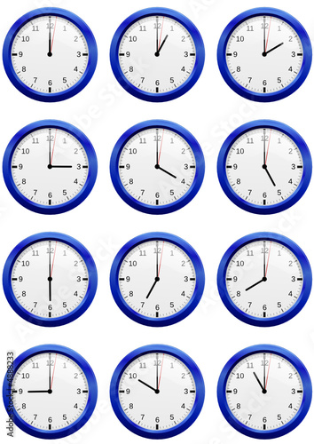 Collection d'horloges bleu