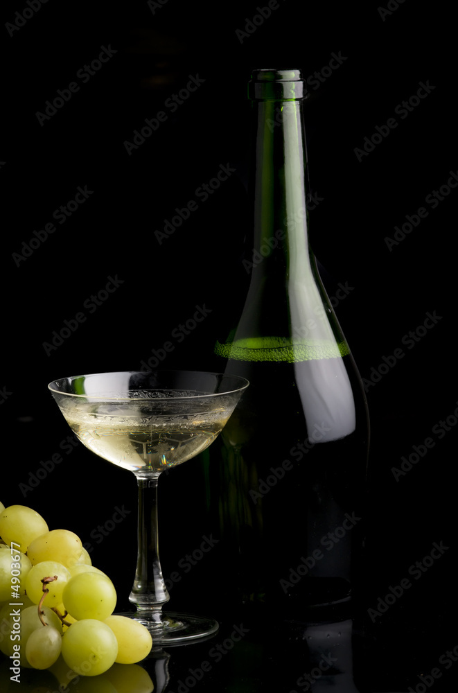 Grapes and champagne