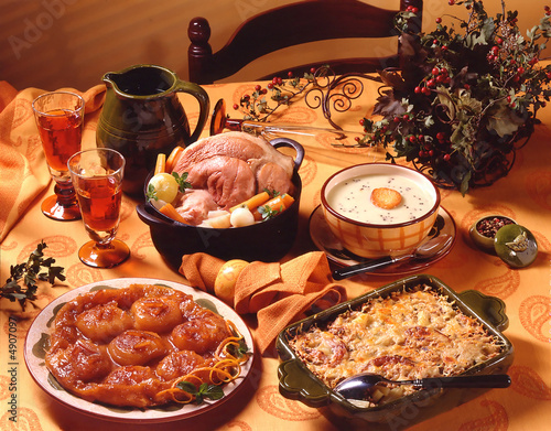 Fototapeta Naklejka Na Ścianę i Meble -  Repas