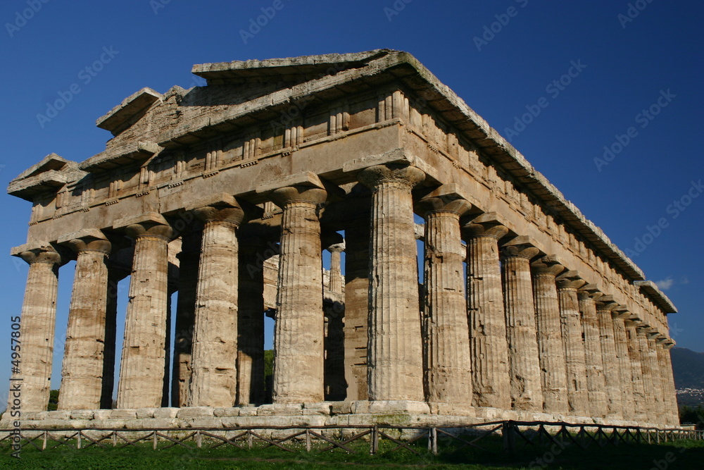 paestum neptune temple